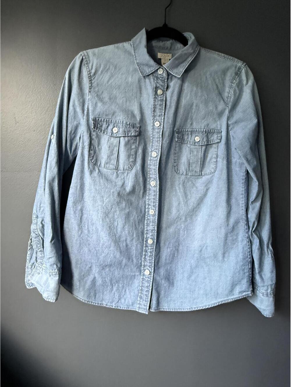 J.Crew Light Wash Denim Chambray Button Front Shirt Size S
